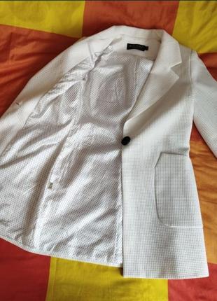 Пиджак белый3 фото