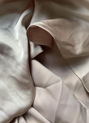 Платье шелковое в бельевом стиле bakelove бежевого цвета размер s7 фото