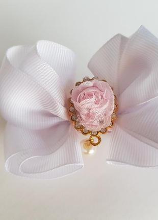 Заколка "бантик з брошкою"