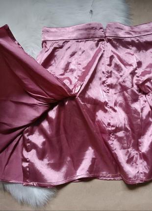 Мини юбка короткая юбка атласная шелковая розовая сток4 фото