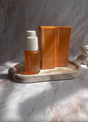 Мощная многокислотная сыворотка с витамином c ole henriksen banana bright 15% vitamin c dark spot serum olehenriksen