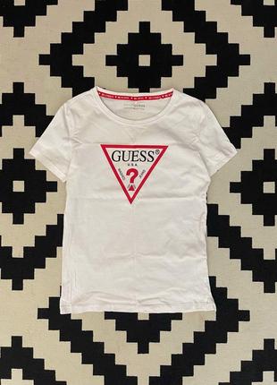 Футболка guess