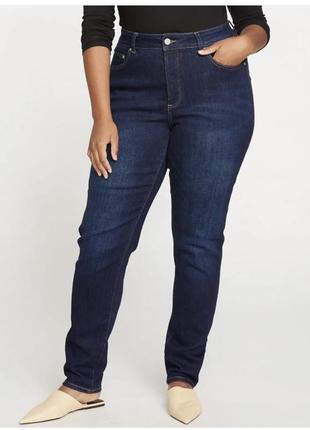 Мегаклассные стрейчевые джинсы на пышные формы  m&s...