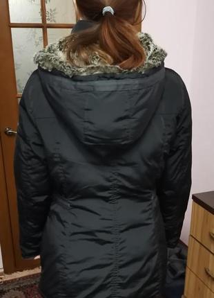 Пуховая куртка, размер 38. м.2 фото