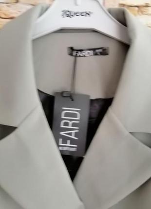 Укороченный пиджак блейзер