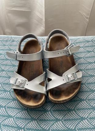 Серебряные босоножки birkenstock 28 размер1 фото