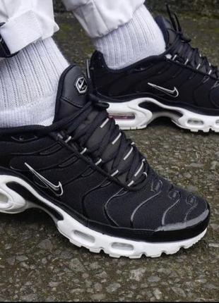 Кроссовки nike air max tn plus &lt;<black white="">&gt;</black>2 фото