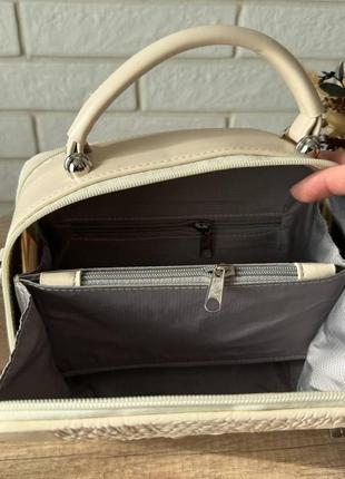 Женская мини сумочка клатч под рептилию черная, маленькая сумка через плечо эко кожа молочный5 фото