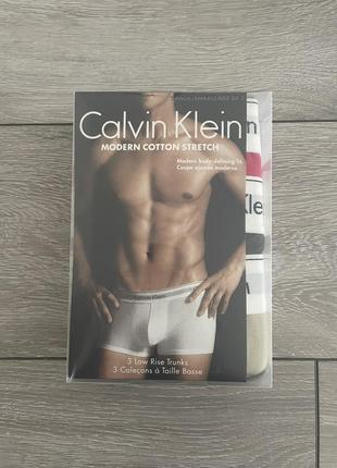 Набор боксеров calvin klein. l-размер.