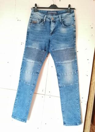 Стрейчевые мужские джинсы с декоративными швами классное качество3 фото