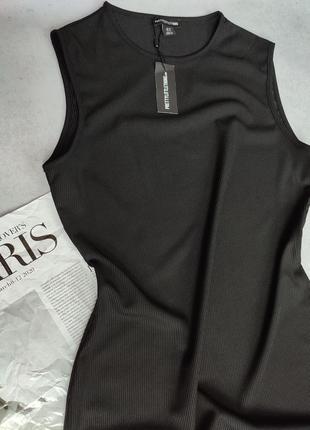 Черное длинное платье миди в рубчик с коротким рукавом plt2 фото
