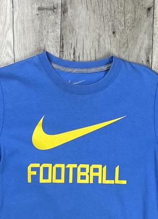 Nike футболка 10-12yrs 140-152см футбольная голубая с принтом оригинал2 фото
