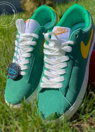 Кросівки чоловічі яскраві nike blazer low pro green зелені1 фото