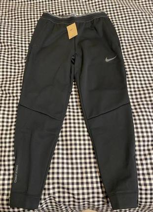 Nike pro therma-fit спортивні штани dd2122-010 чорні, оригінал, новенькі, у використанні не були!