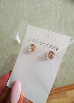 Новые большие серьги гвоздики кристаллы