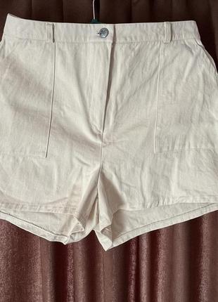 Короткие коттоновые шорты светло-молочного цвета. украинский бренд одежды.1 фото