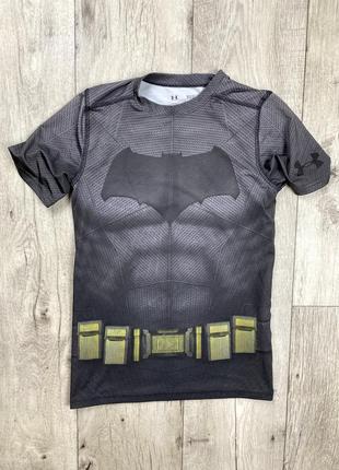 Under armour batman футболка l размер подростковая серая оригинал