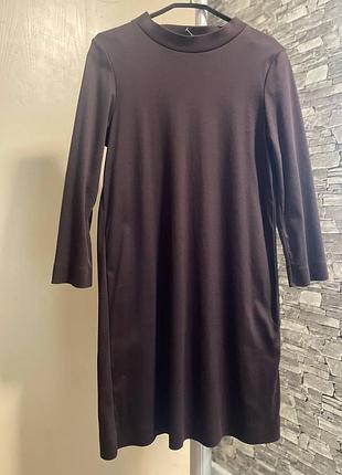 Класне плаття кольору шоколаду