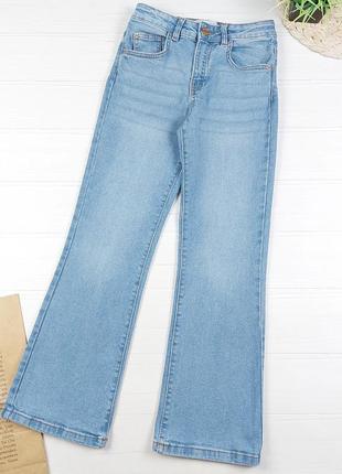 Стильные джинсы клеш от denim co flare на 9-10 лет, 134-140 см.1 фото