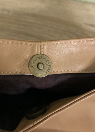 Нова англійська шкіряна сумочка нюдового кольору6 фото