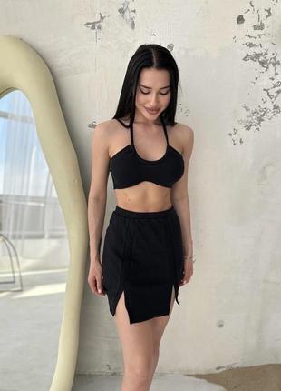 Літній чорний костюм в рубчик