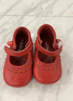Красные туфли ботиночки