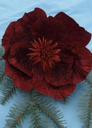 Бордовый цветок на новогоднюю елку3 фото