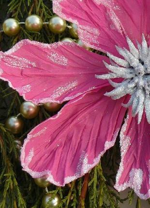 Яркий новогодний цветок с блестками диаметр 17см3 фото
