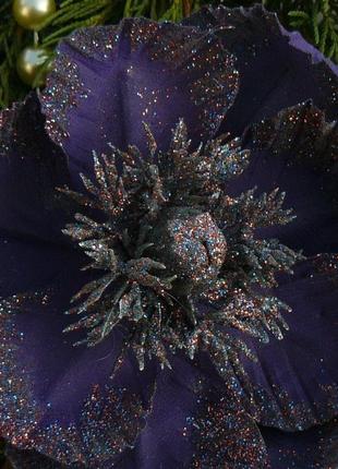 Квітка камелії на листя вінок. діаметр 13 см1 фото