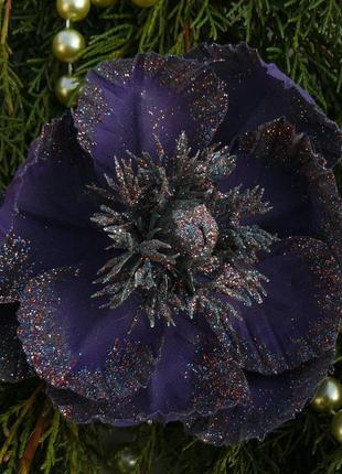 Цветок камелии на рождественсий венок. диаметр 13см2 фото