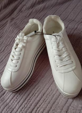 Mohito нові білі туфлі, кросівки, мокасини кріпери на платформ...4 фото