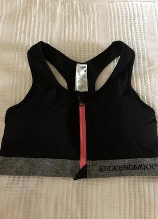 Топ спортивный ergeenomixx