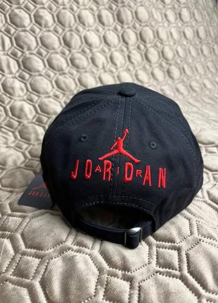Кепка бейсболка jordan air чорний червоний лого літо 56-583 фото