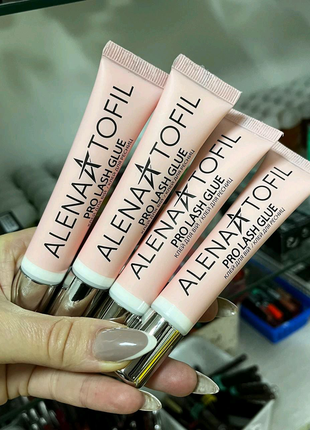 Силиконовый клей для пучковых ресниц alena tofil & alizee makeup