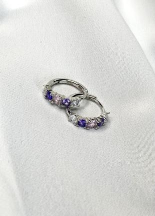 Срібні сережки з фіолетовим камінням