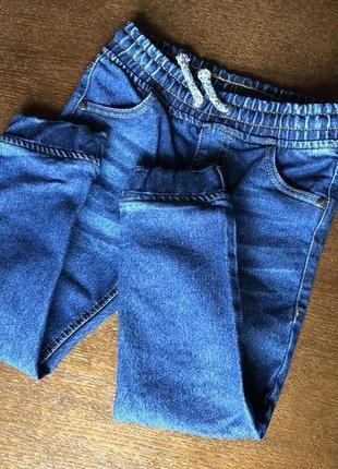 Стильні джинси для хлопчика6 фото