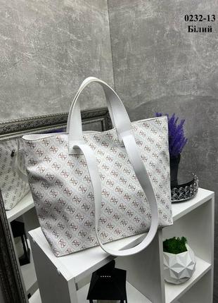 Женская стильная и качественная сумка шоппер из искусственной кожи белая1 фото