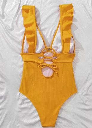 Жіночий суцільний купальник з воланами, жовтий7 фото
