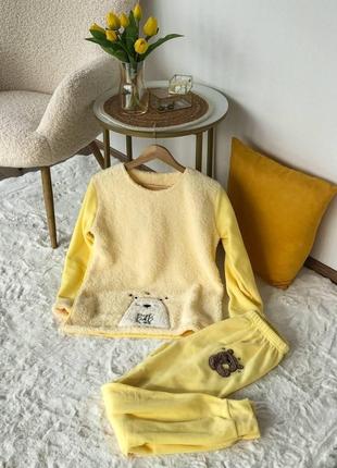 Жіноча тепла флісова піжама жовта білий ведмідь7 фото