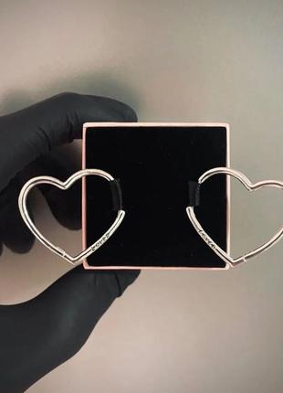 Серебряные серьги pandora « асимметричные сердечки»1 фото