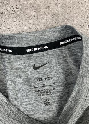 Жіночий лонгслів nike element dri-fit running3 фото