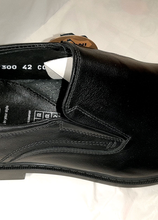 Стильні шкіряні класичні туфлі bertoni. 40,41,42,43,44,45.2 фото