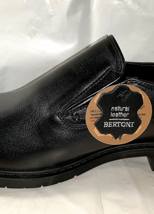 Стильні шкіряні класичні туфлі bertoni. 40,41,42,43,44,45.3 фото