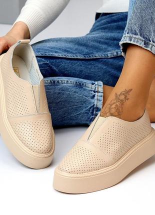 Abbot lux sneaker deals