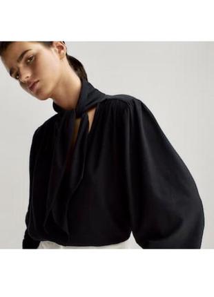 Шикарная чёрная блуза с бантом