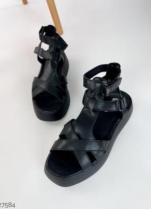 Натуральные кожаные черные босоножки - сандалии на высокой подошве2 фото