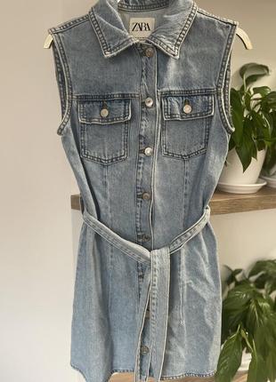 Короткое джинсовое платье zara, размер xs