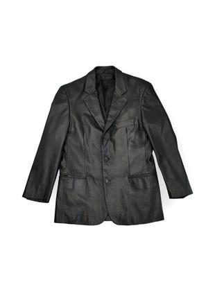 Мужской кожаный пиджак черного цвета италия
