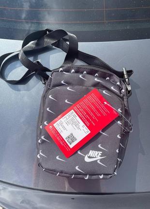 Нова сумка nike swoosh барсетка сумка через плече чорна найк кежуал2 фото