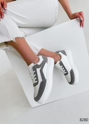Белые очень крутые кеды – кроссовки с серыми вставками4 фото